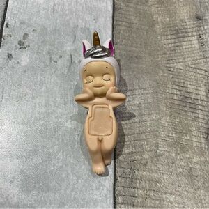 Sonny Angel Hippers Sleeping Dreaming Series Unicorn Attach Me mini figure